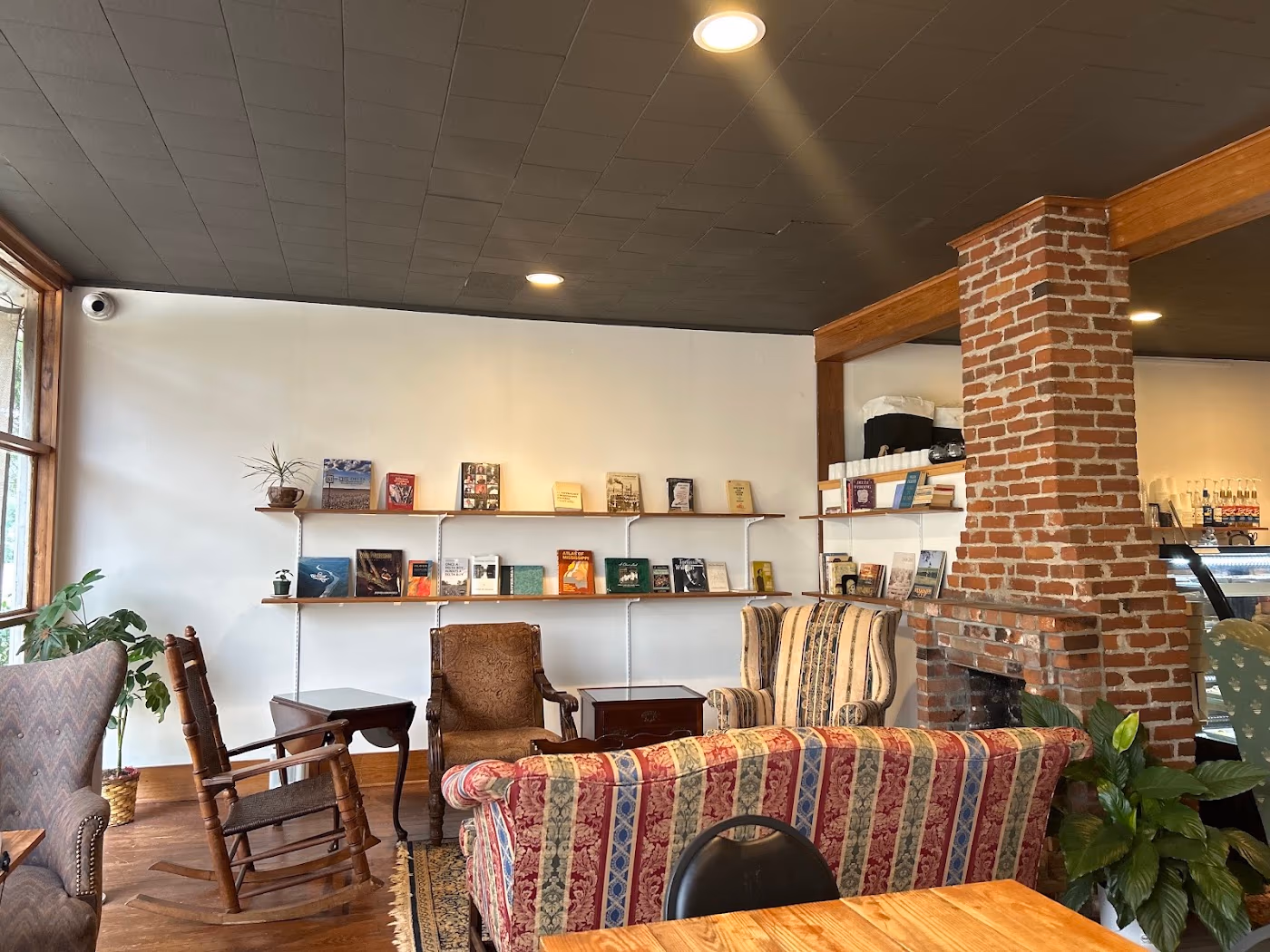 Book Inn Cafe