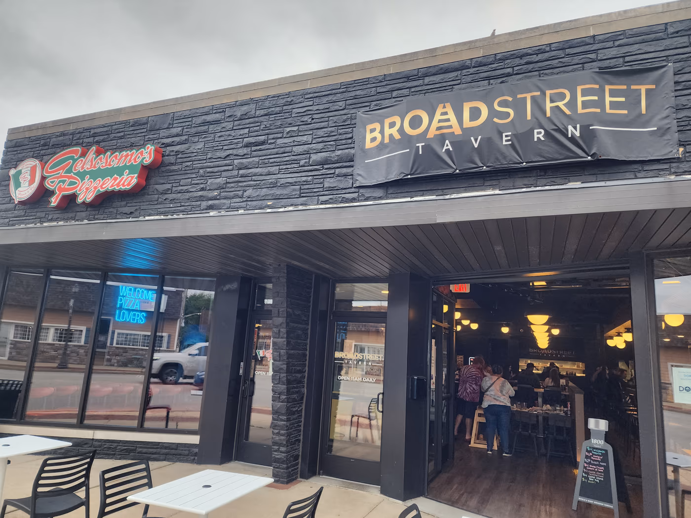 Broadstreet Tavern photo 4