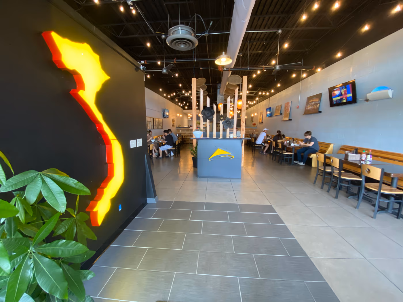 Broken Rice & Pho Restaurant Com Tam Viet