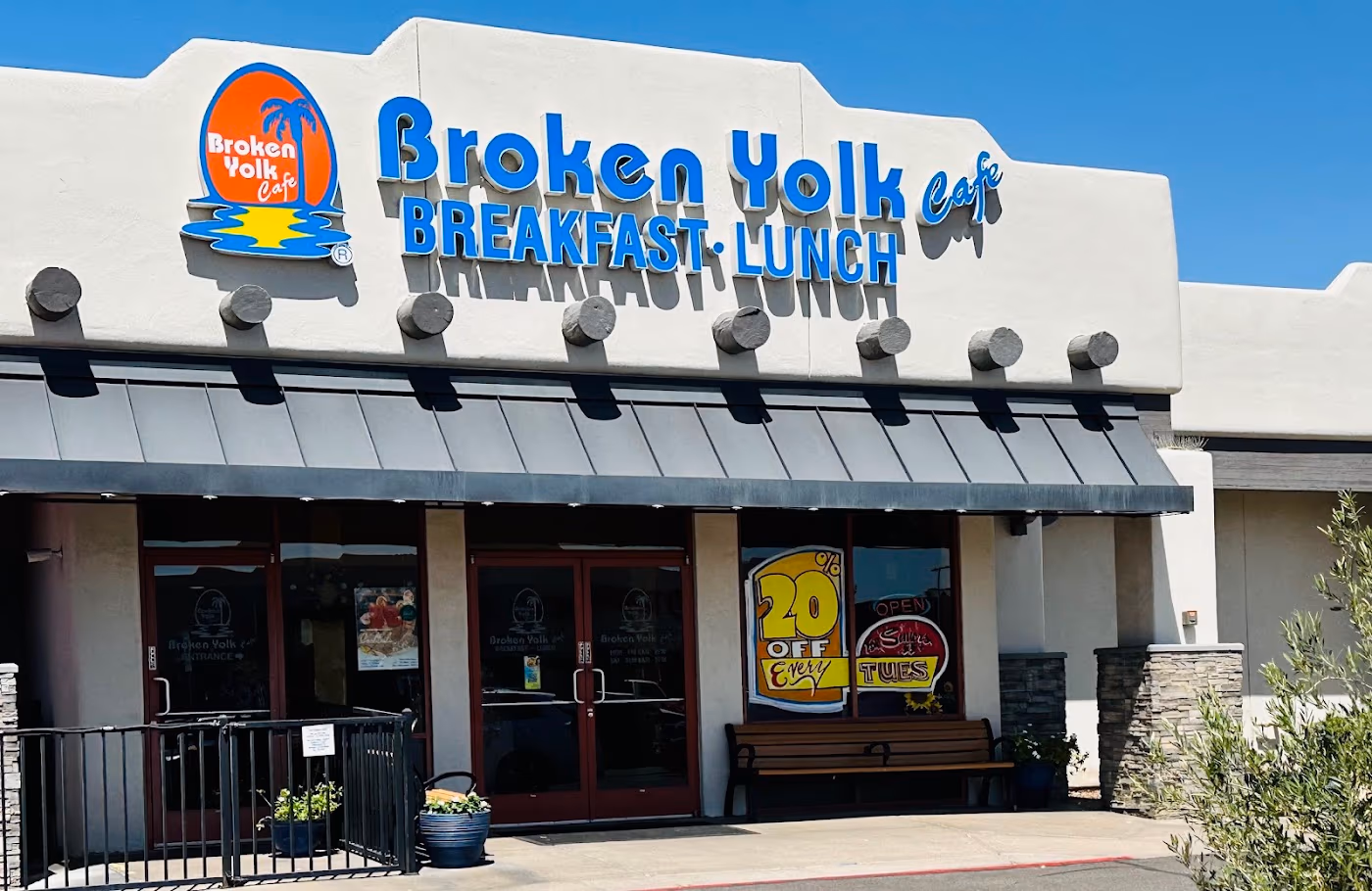 Broken Yolk Cafe photo 2