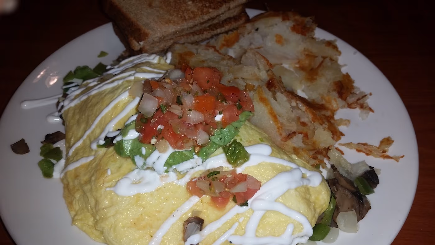 Broken Yolk Cafe photo 4