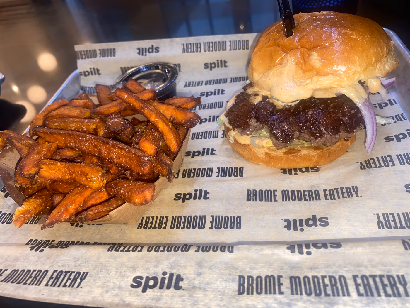 Brome Modern Eatery photo 2
