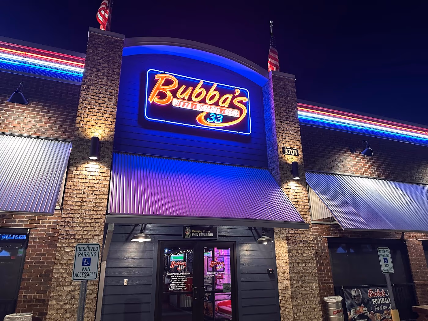 Bubba's 33 photo 2