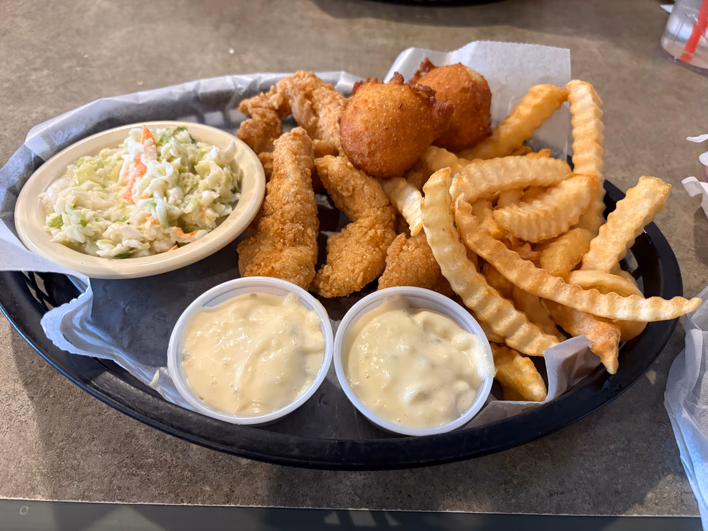 Bully's On Main St. photo 3