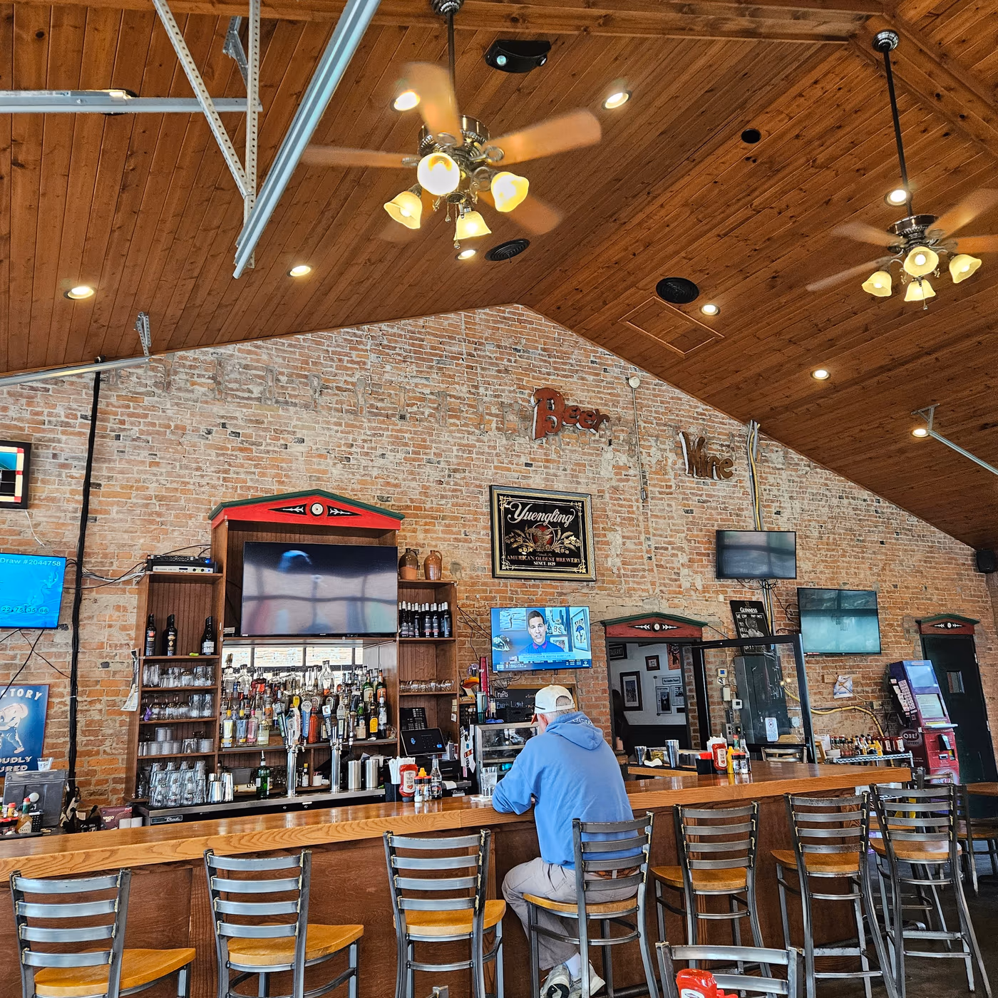 Bun's Restaurant and Bar