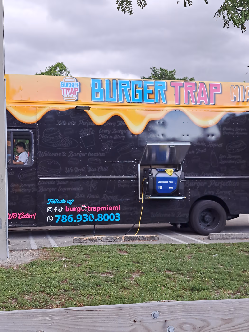 Burger Trap Miami photo 3