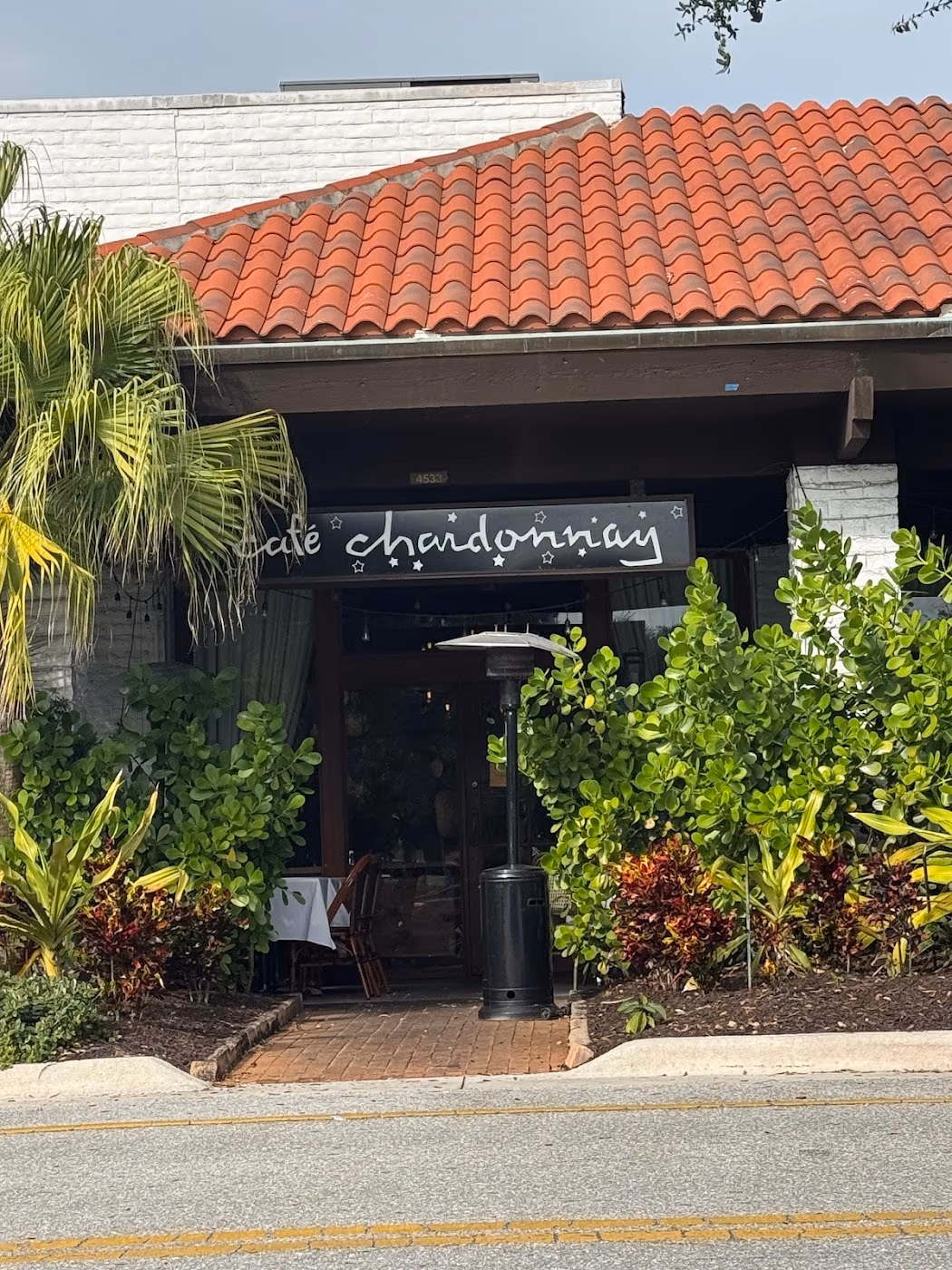 Cafe Chardonnay