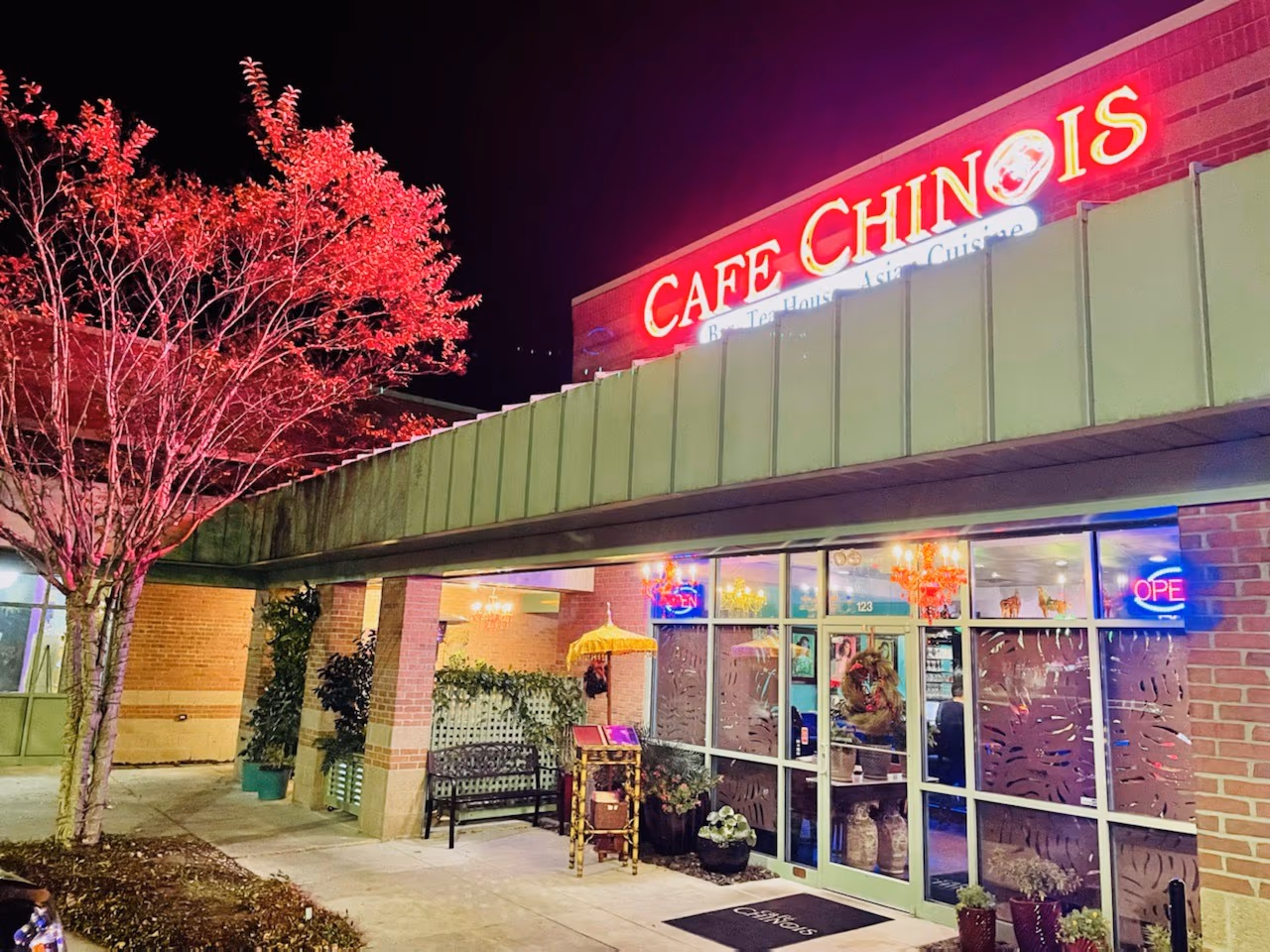 Cafe Chinois