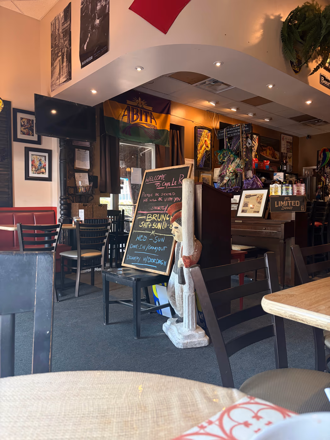 Cafe Le Rue @ The Landings photo 2