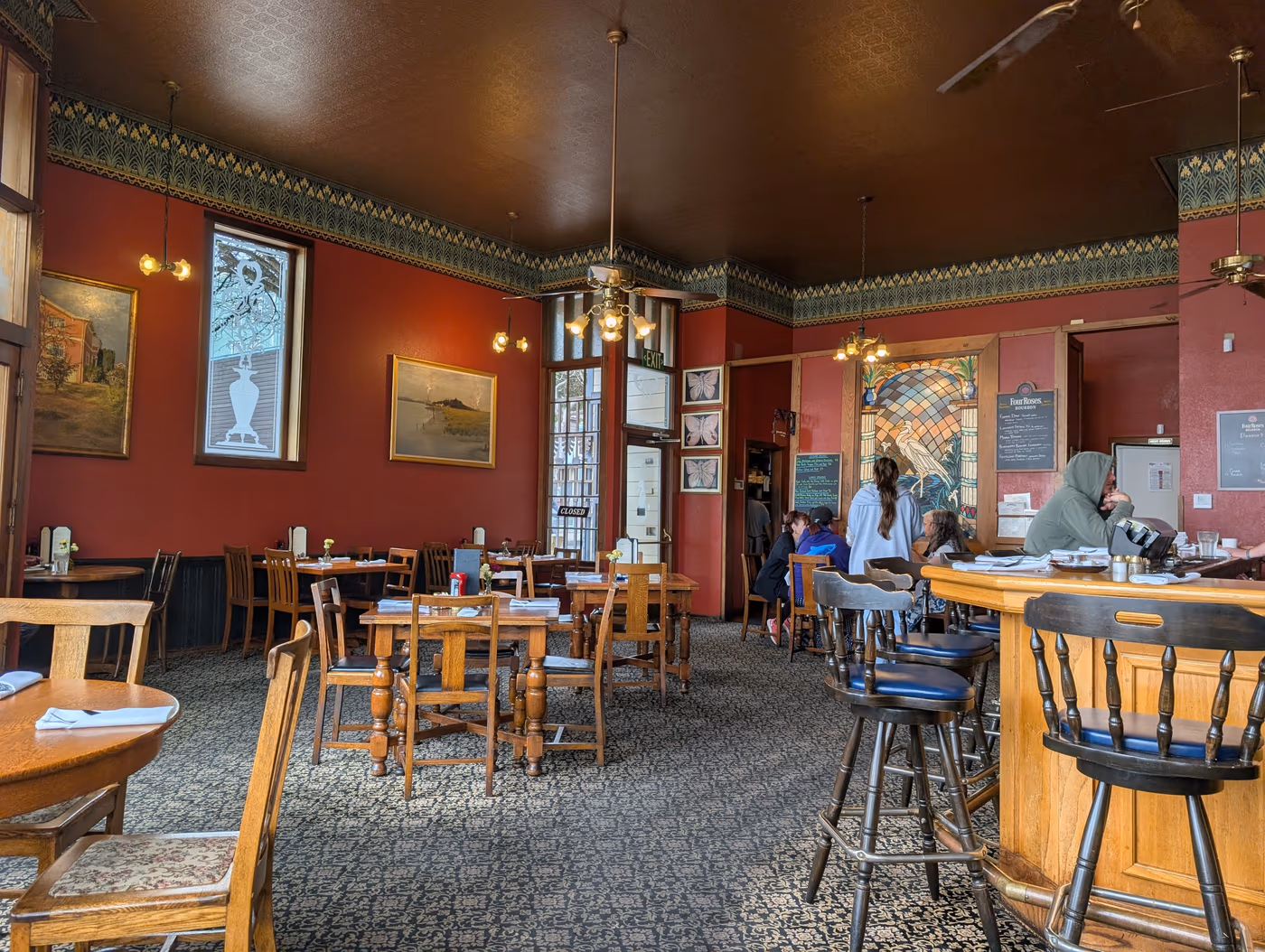 Café Waterfront