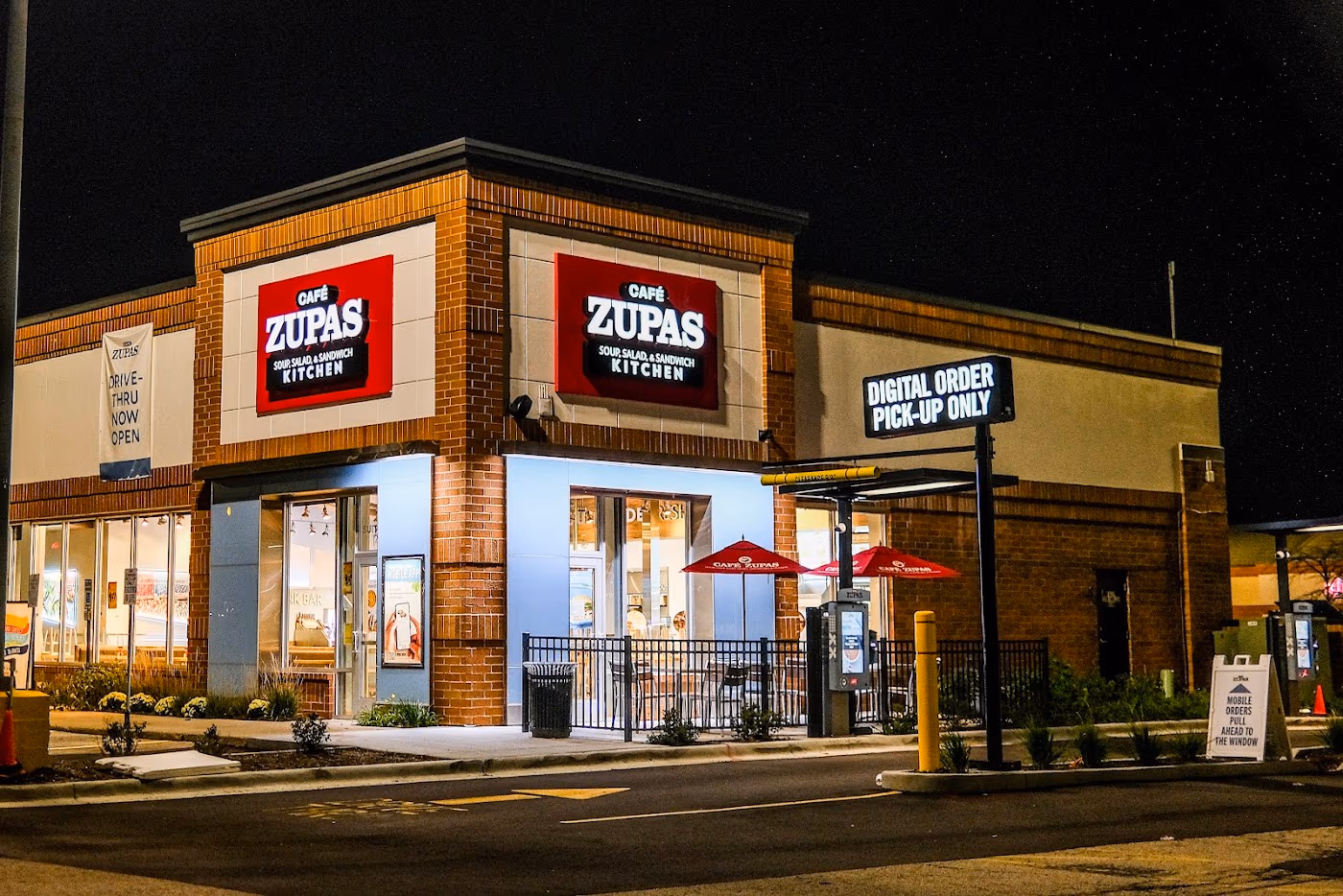 Café Zupas photo 2