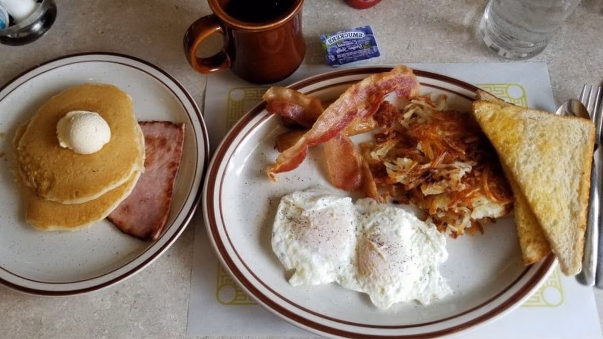 Cahill's Family Pancake House photo 3
