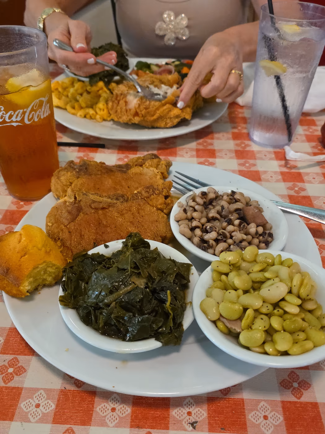 Cahill's Market & Chicken Kitchen