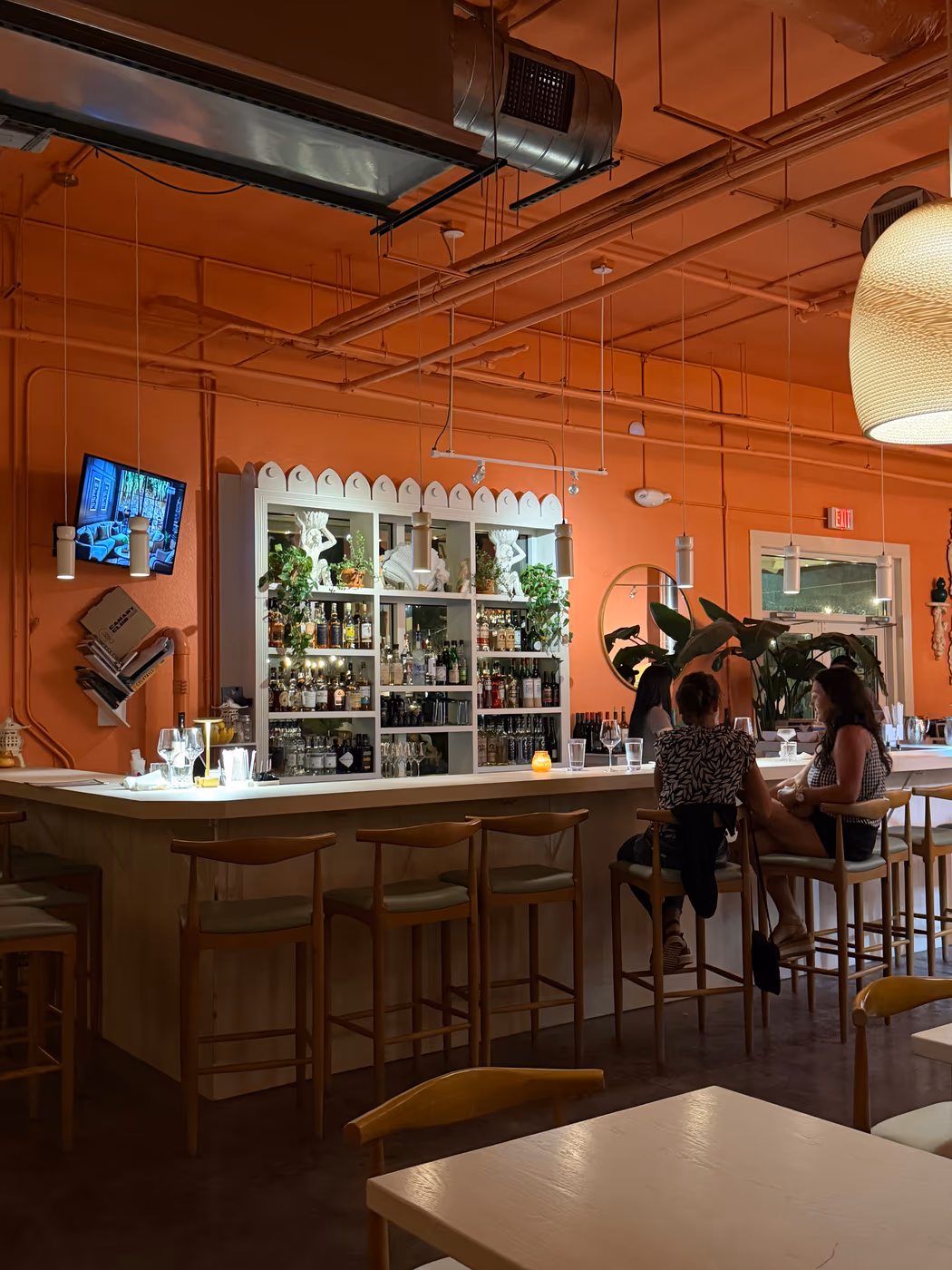 Canary Club photo 3