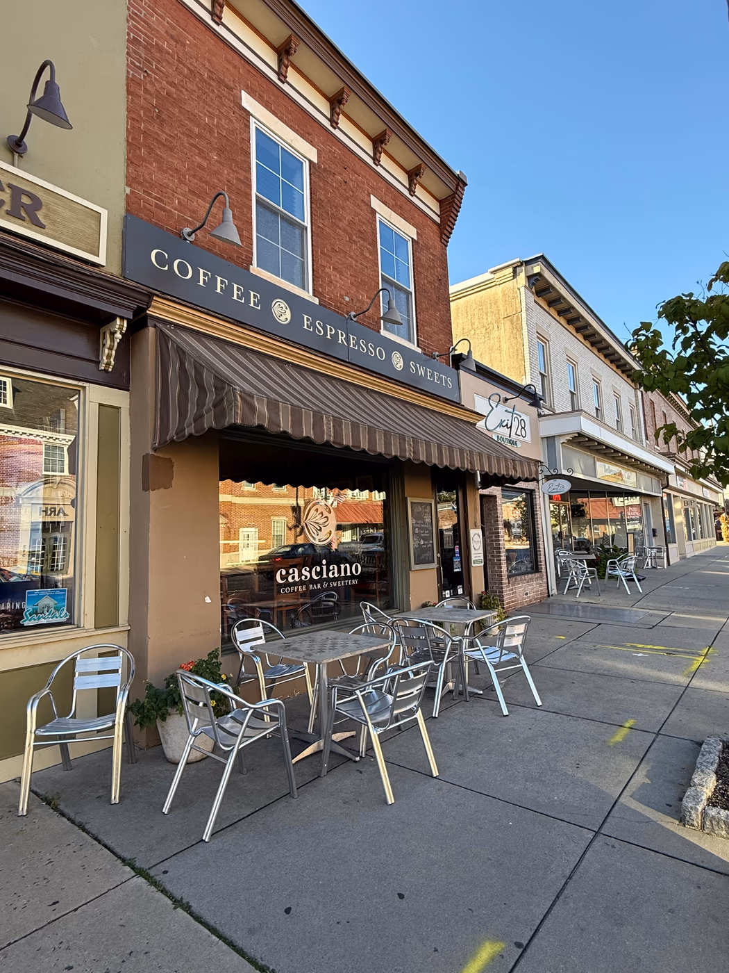 Casciano Coffee Bar & Sweetery