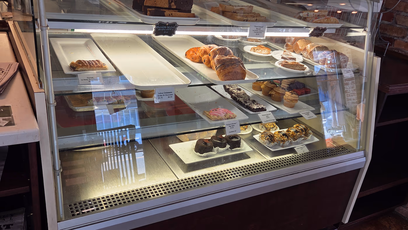 Casciano Coffee Bar & Sweetery photo 4