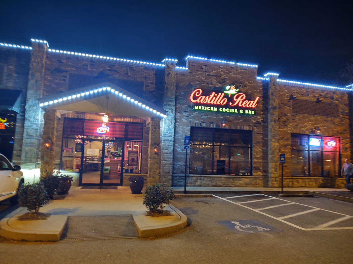 Castillo Real Mexican Cocina & Bar