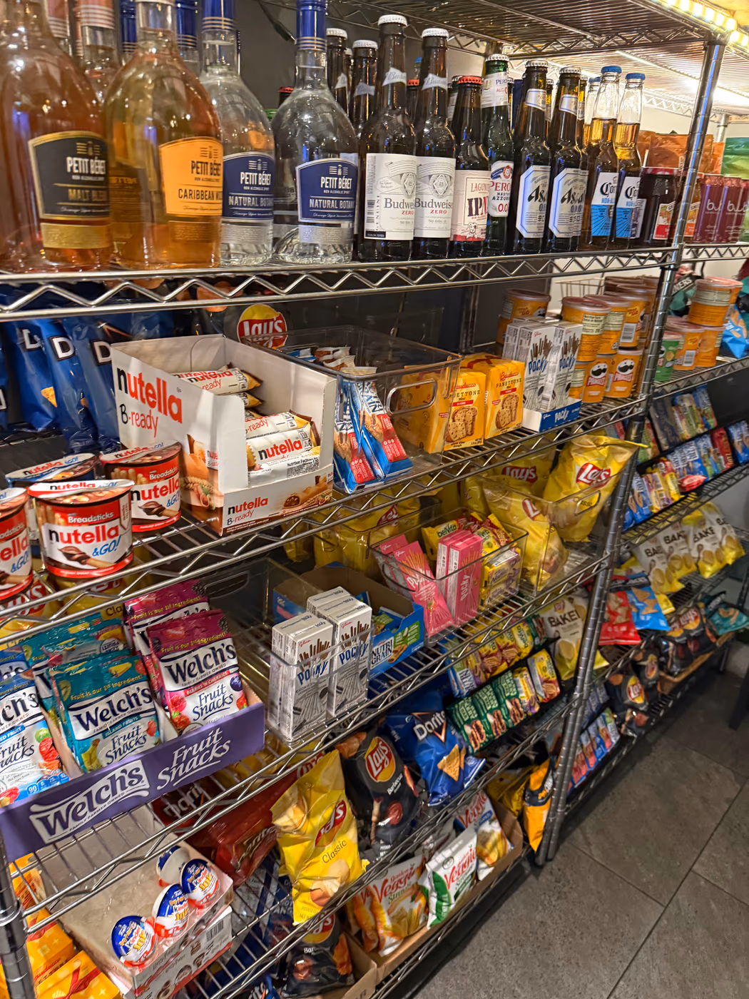 Cavany Foods: Healthy lunch & dining restaurant in Jersey City.