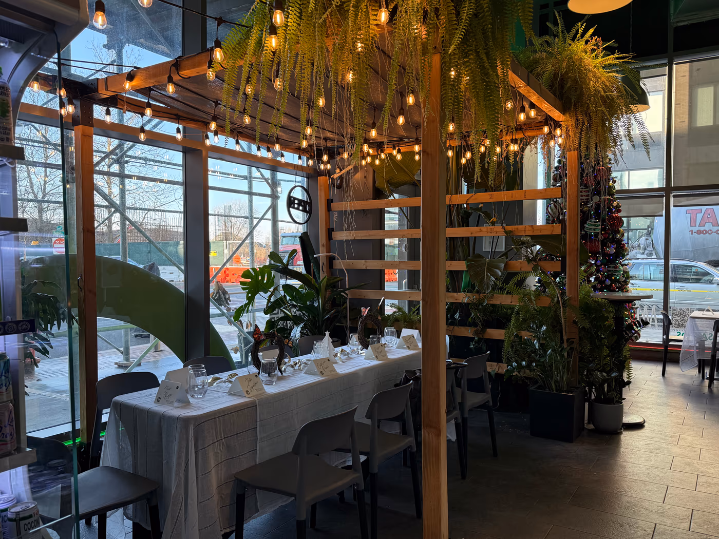 Cavany Foods: Healthy lunch & dining restaurant in Jersey City. photo 3