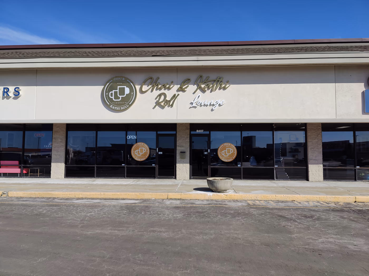 Chai & Kathi Roll Lounge
