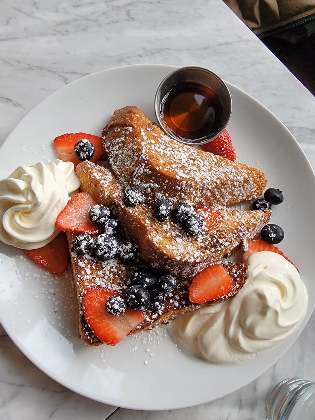 Charley Bistro