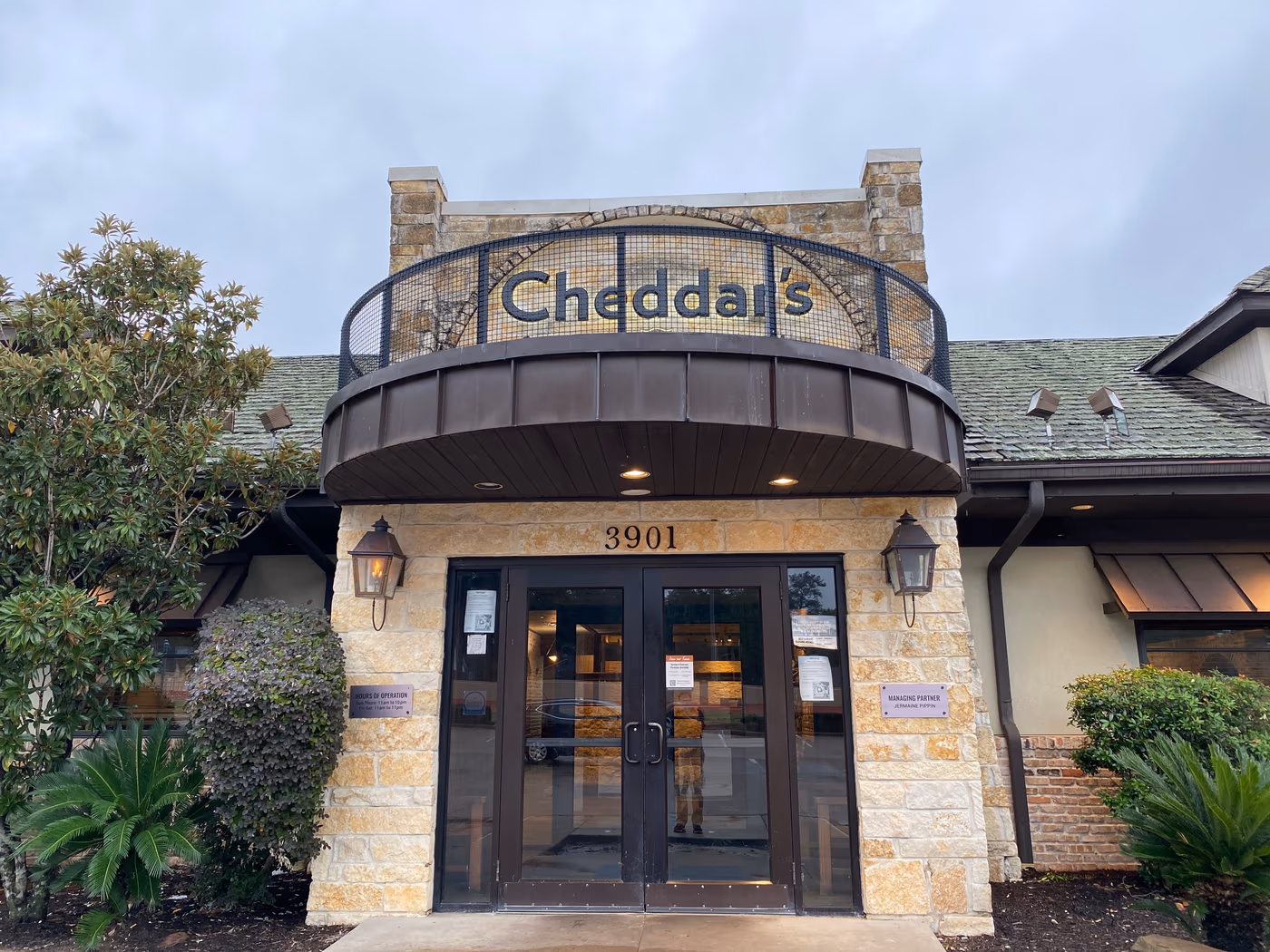 Cheddar's Scratch Kitchen