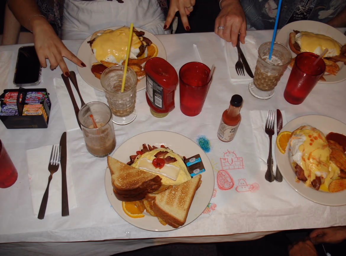 Cheeser's Palace Cafe photo 2