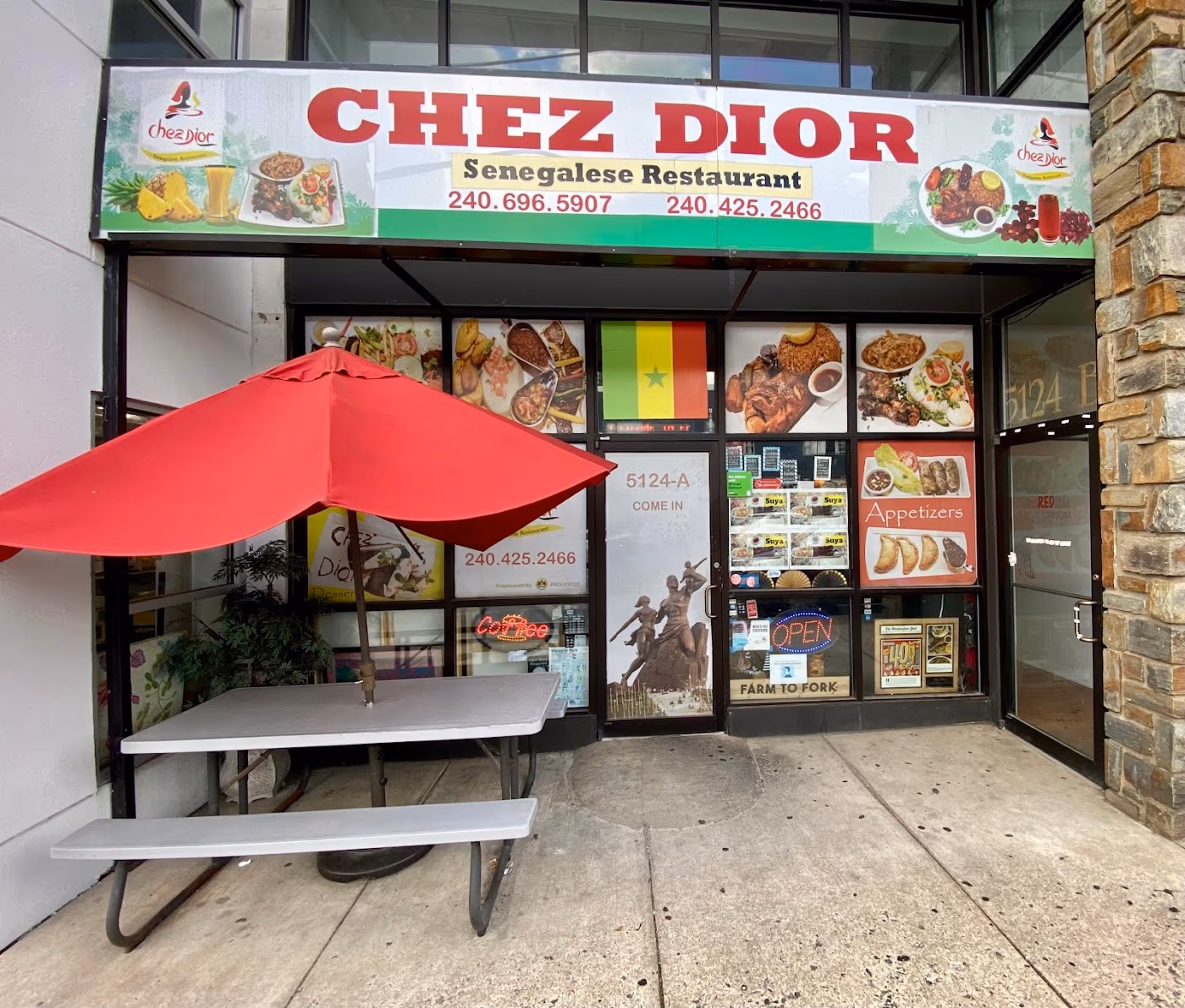 Chez Dior