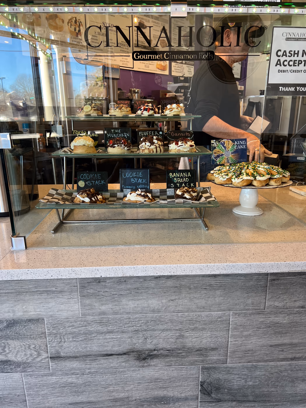 Cinnaholic photo 3