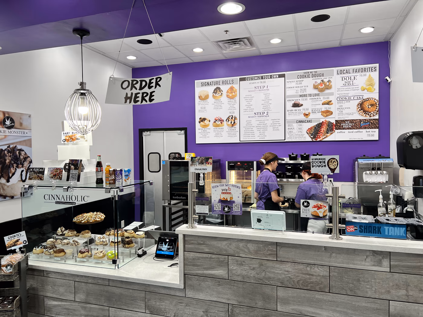 Cinnaholic photo 3