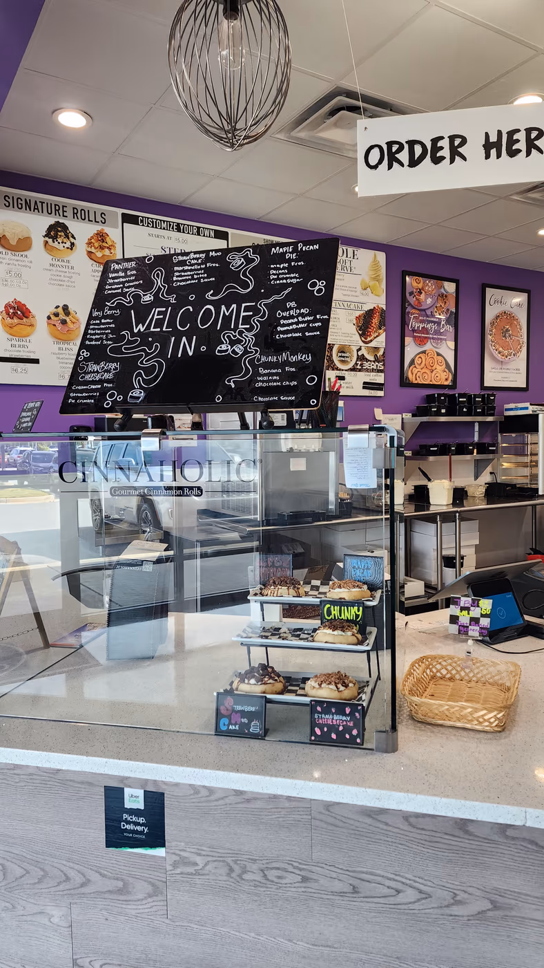 Cinnaholic photo 4