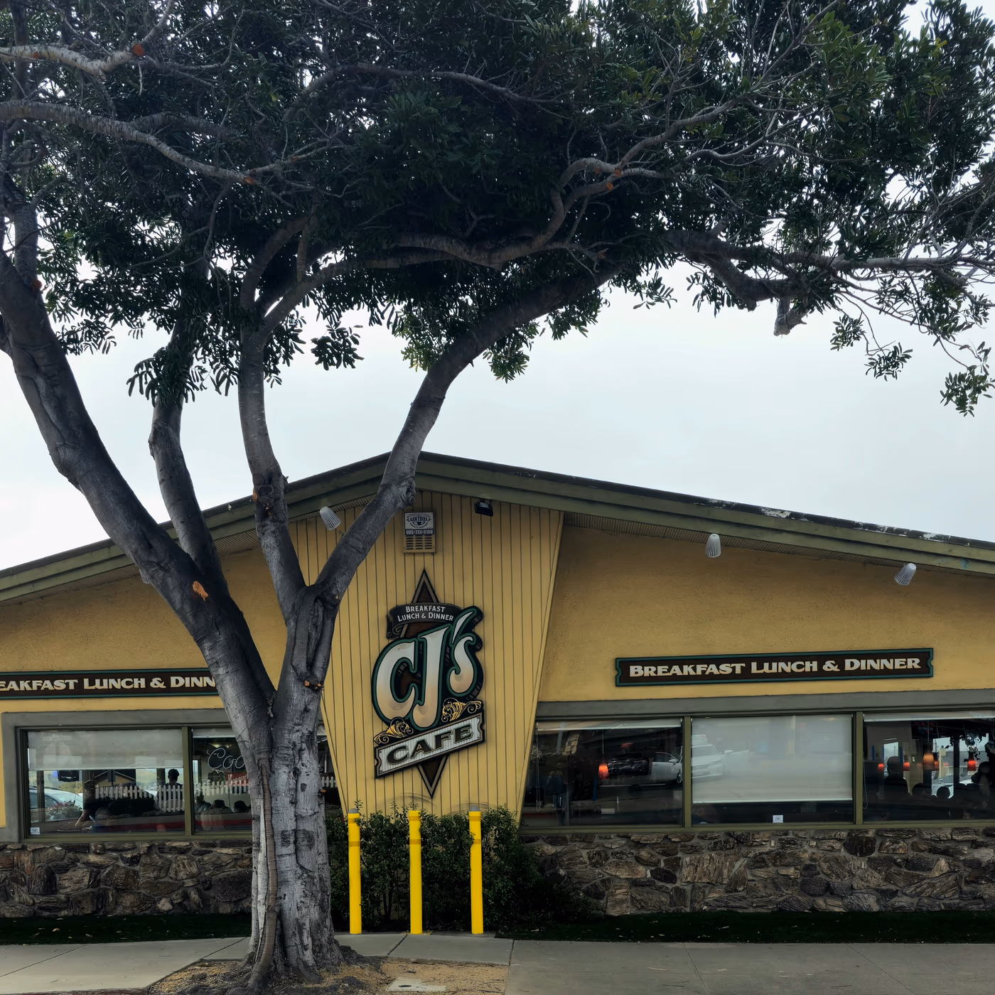 CJ's Cafe