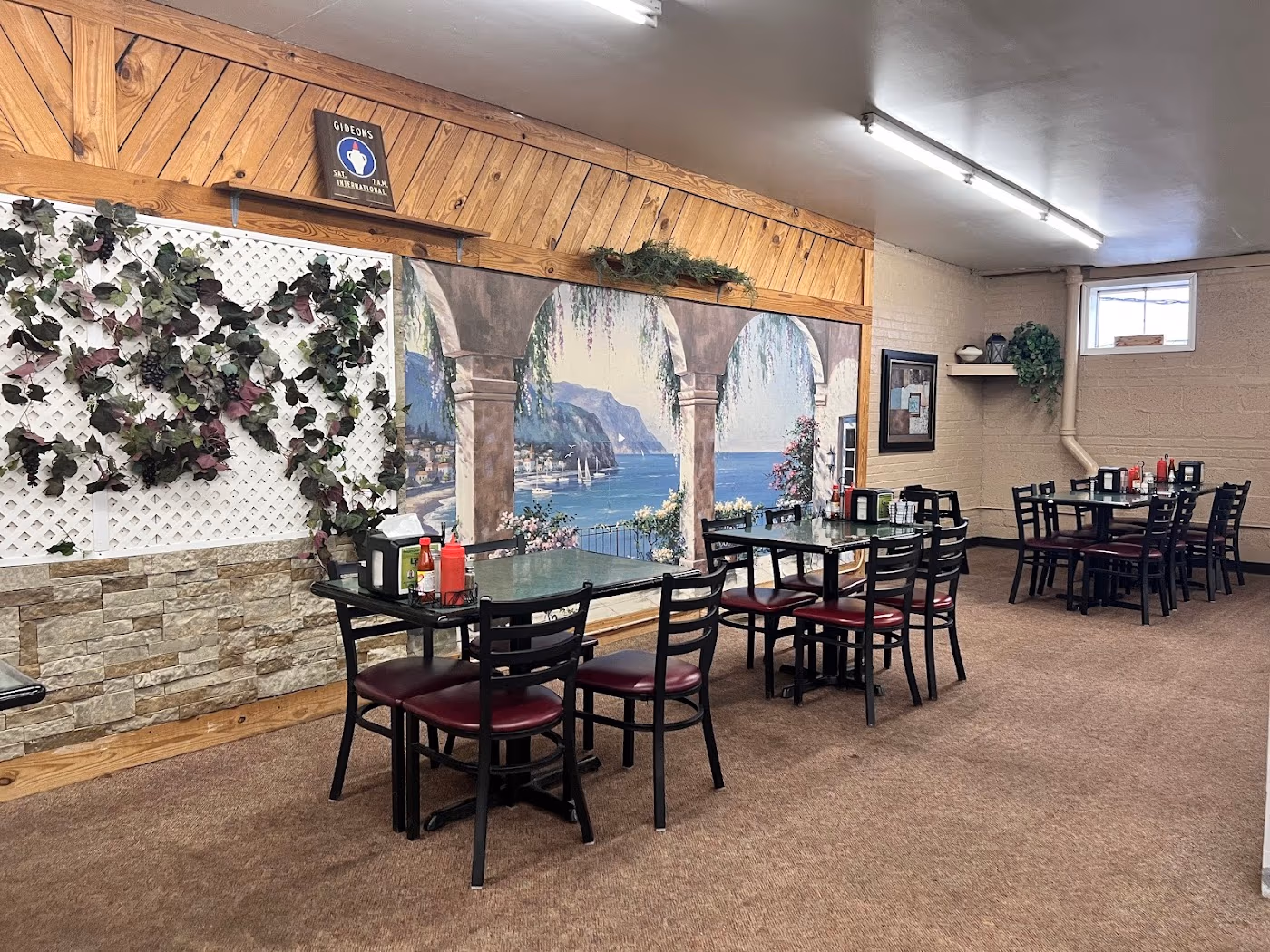 CJ's Olde Towne Restaurant