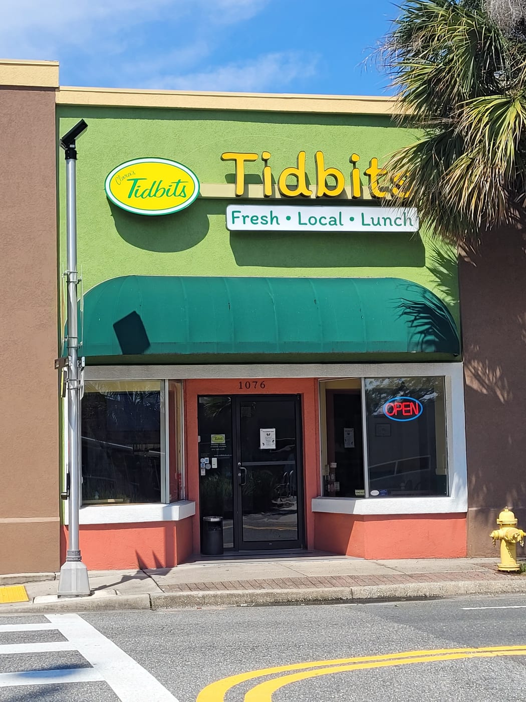 Clara's Tidbits Restaurant