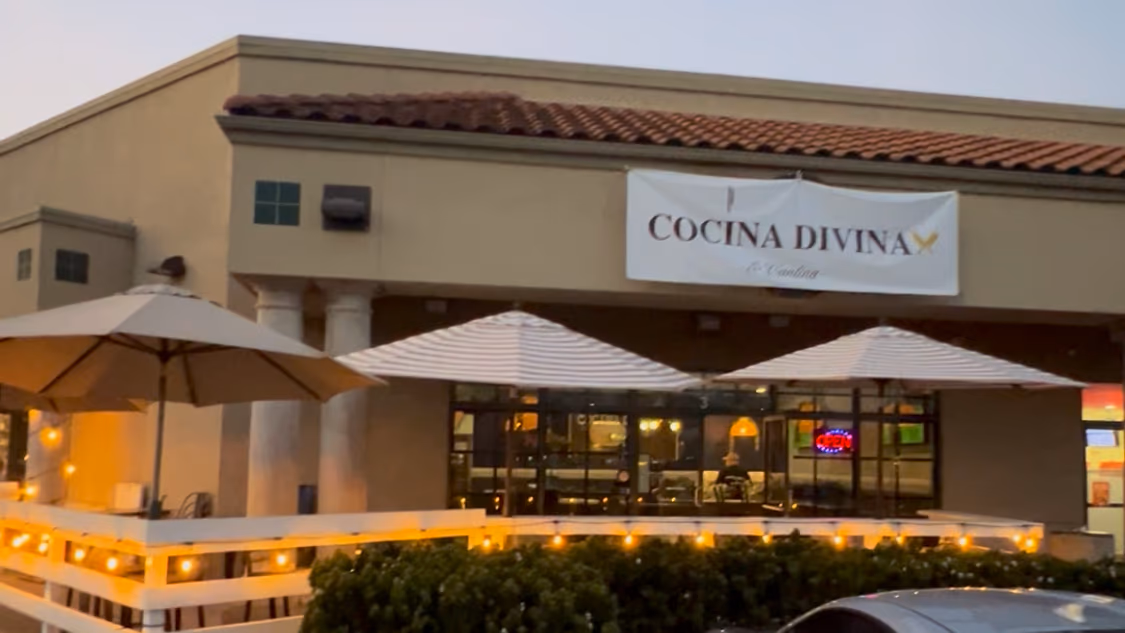 Cocina Divina & Cantina photo 3
