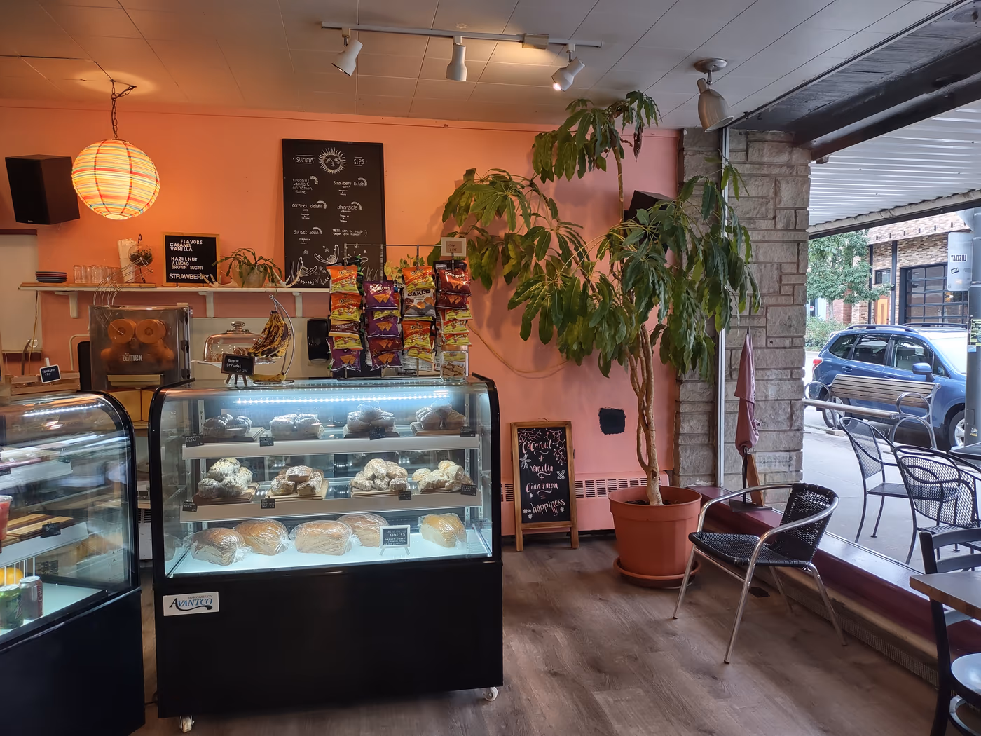 Coffeehouse in Uptown Normal