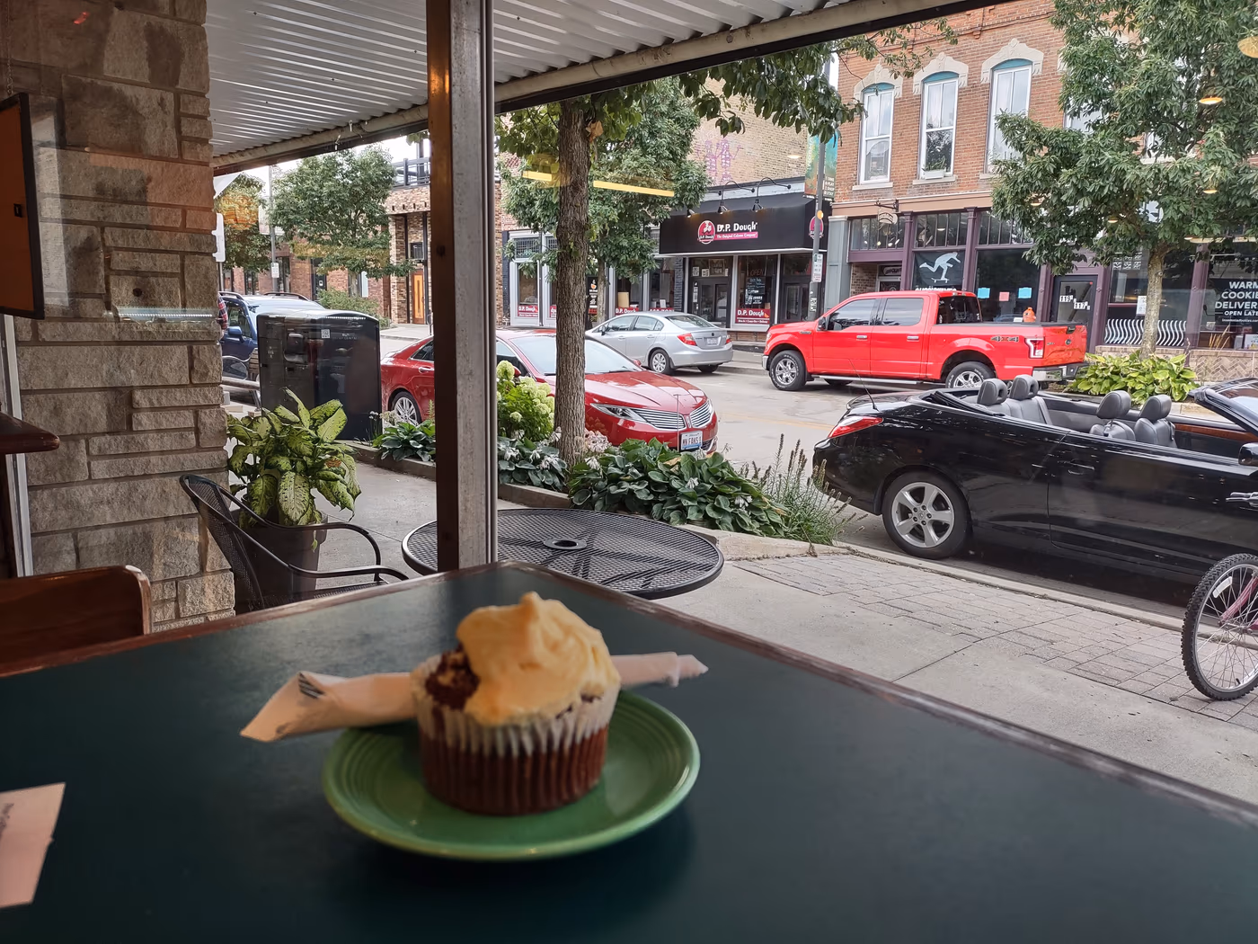 Coffeehouse in Uptown Normal photo 2