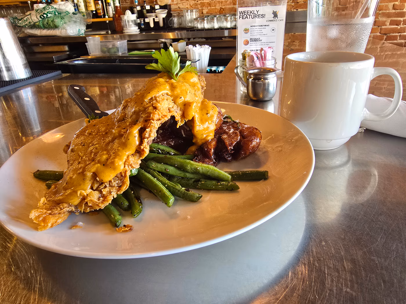 Commerce Cafe