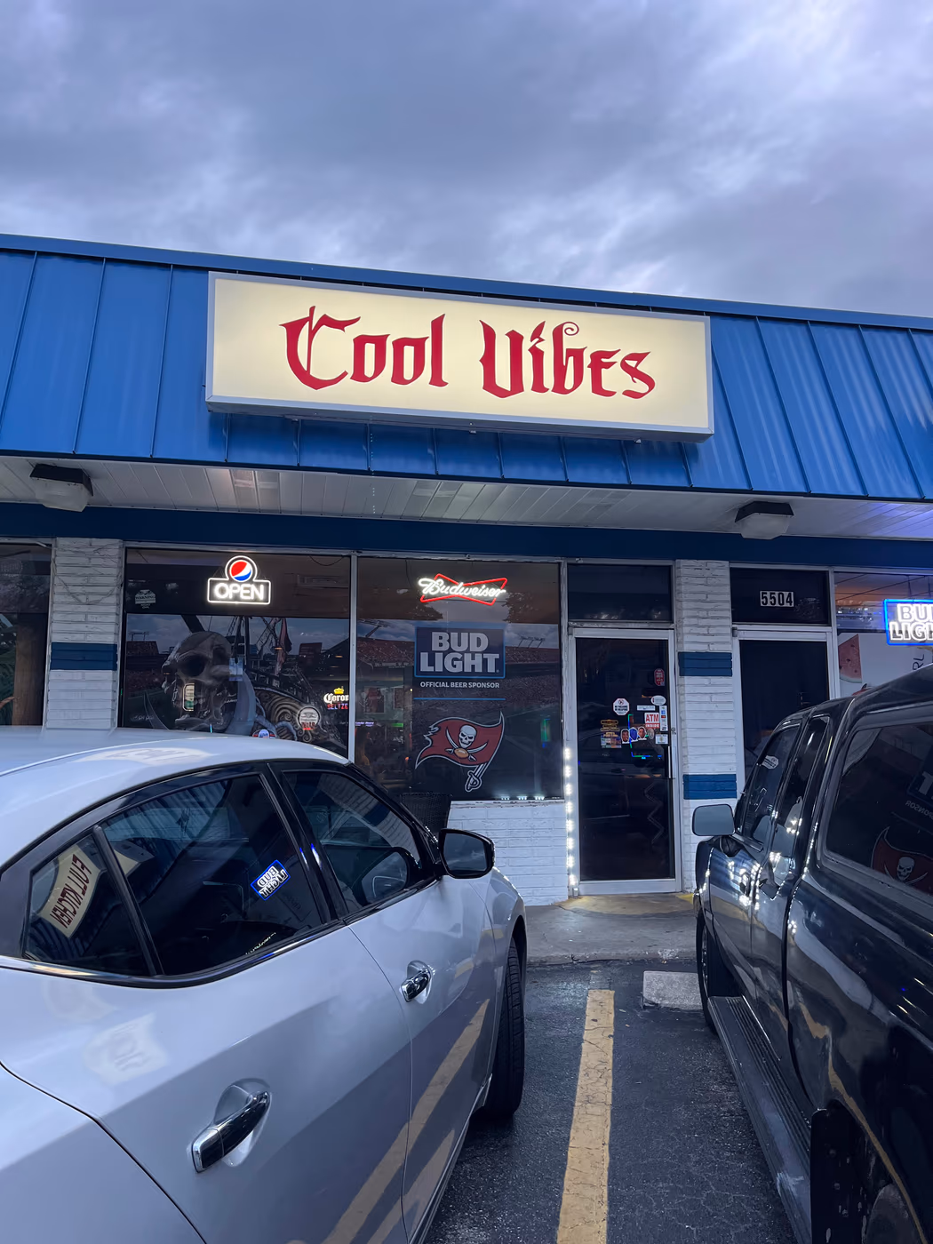 Cool Vibes Pub & Grub photo 4