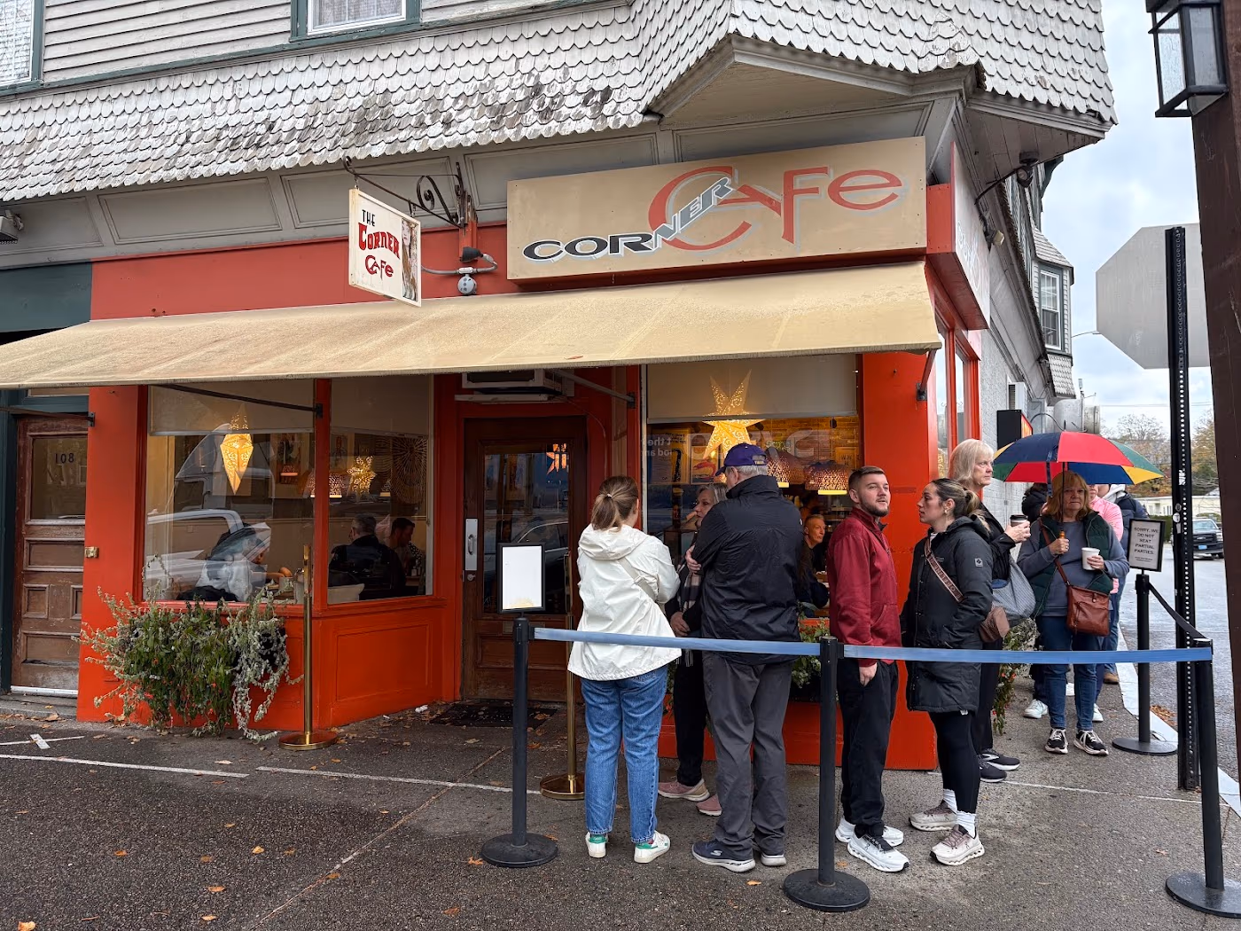 Corner Café