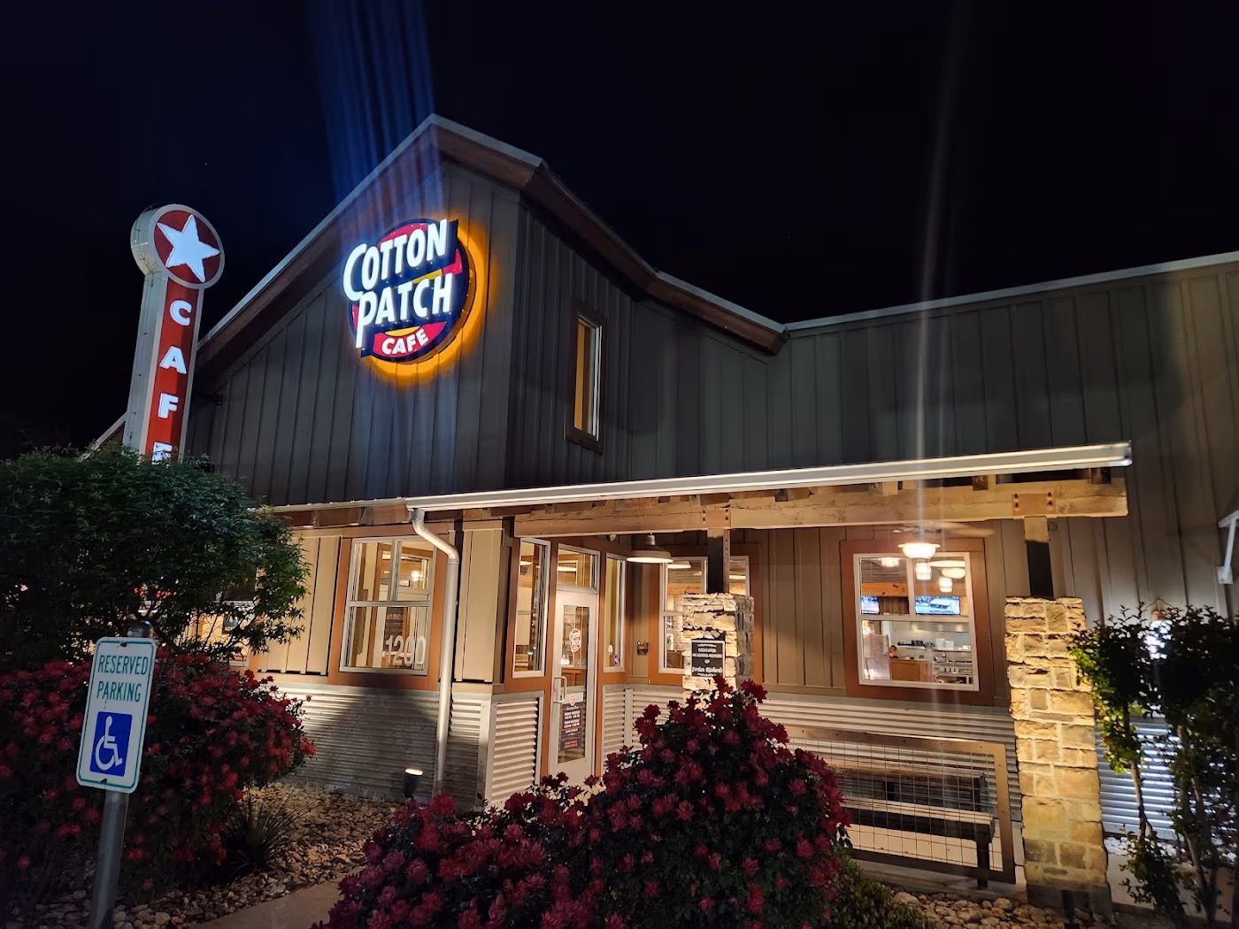 Cotton Patch Cafe photo 2