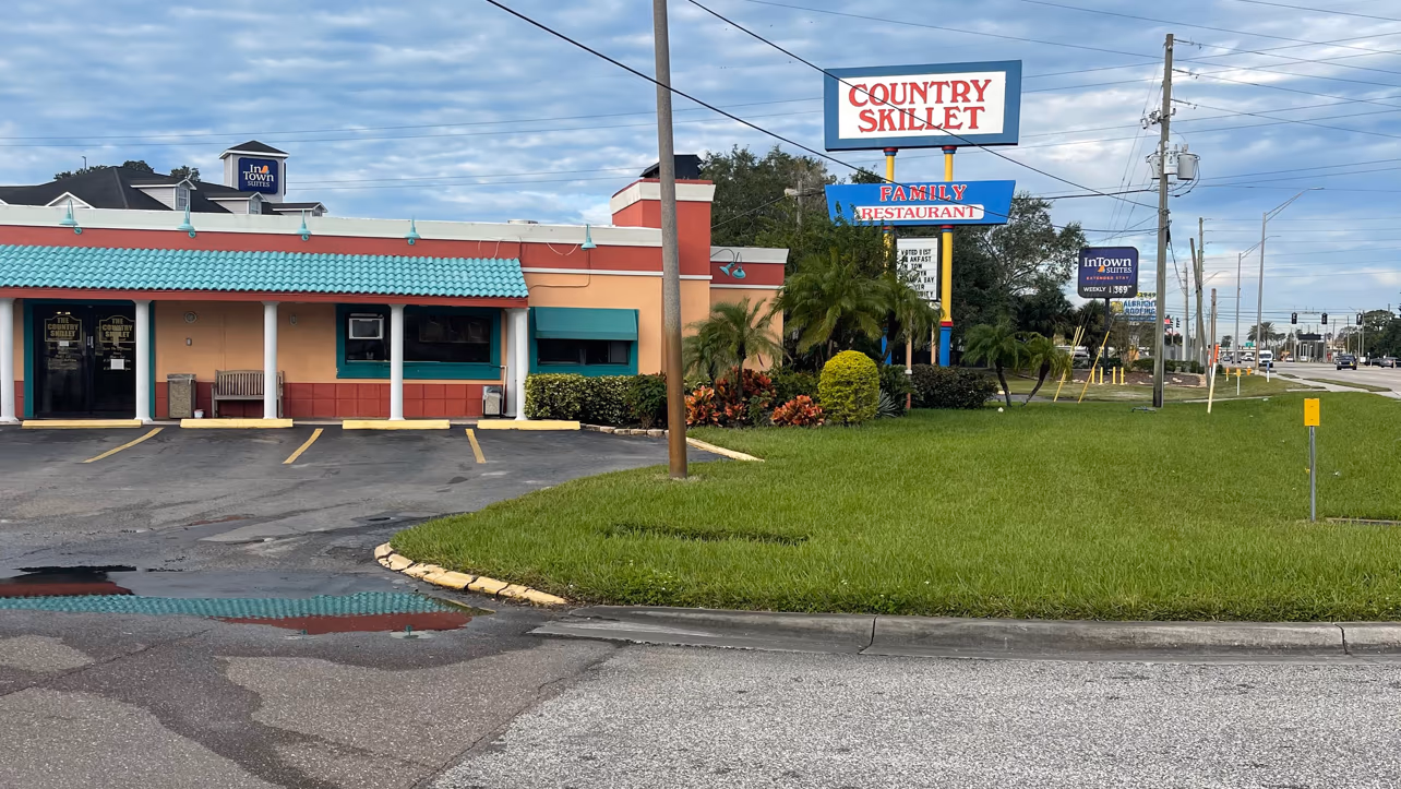 Country Skillet Restaurant