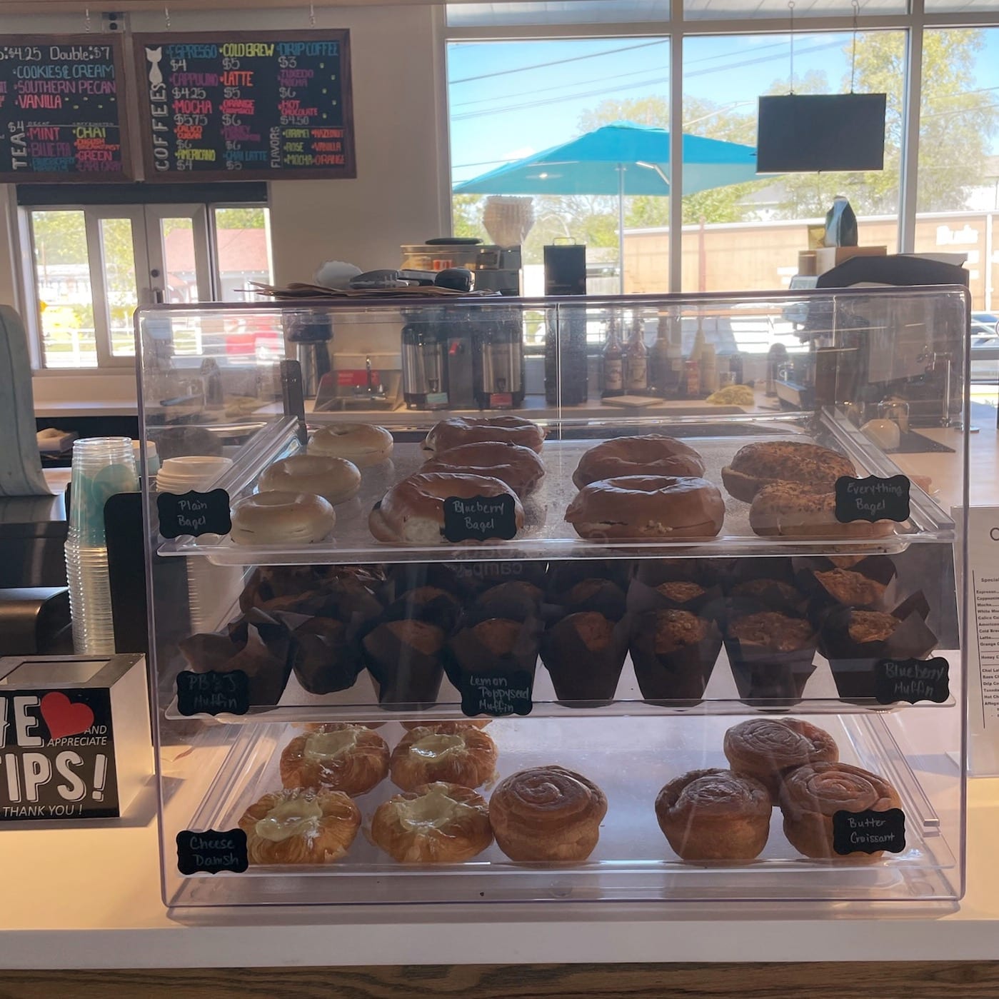 Crossroads Café