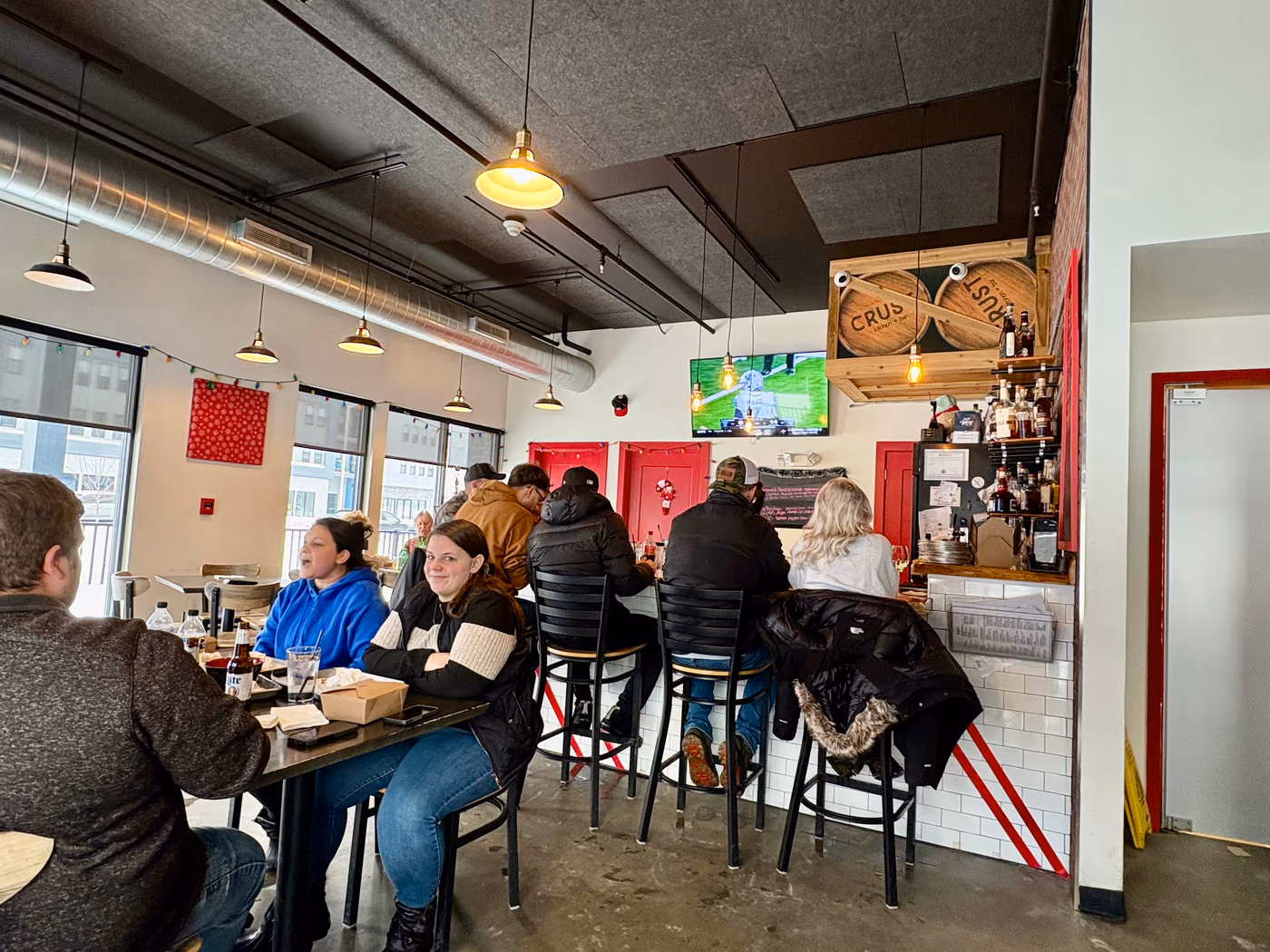 Crust Kitchen & Bar photo 3