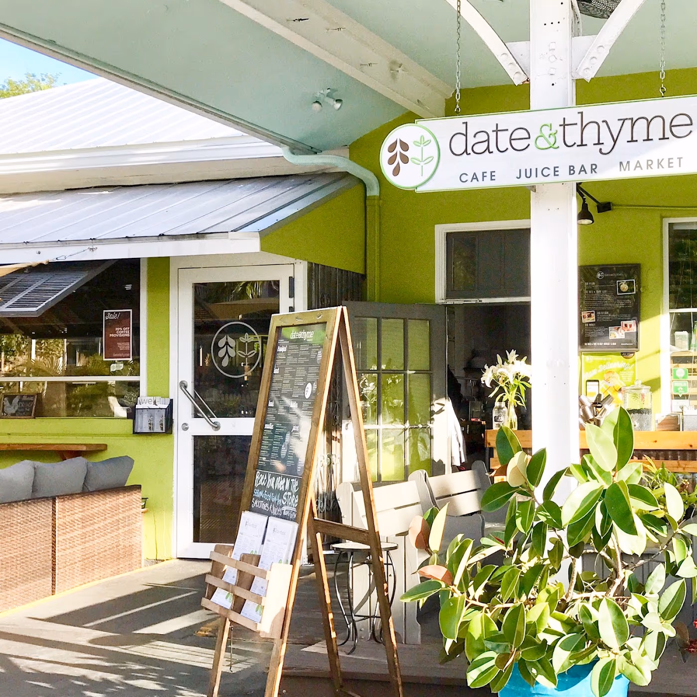 Date & Thyme Organic Cafe and Market photo 2