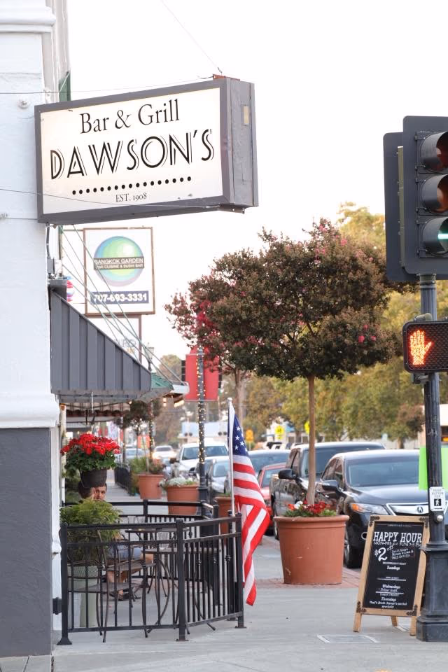 Dawson's Bar & Grill photo 4