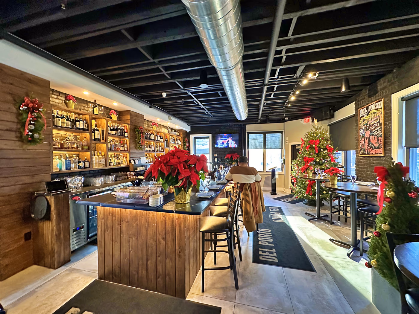 DEL PORTO ITALIAN RESTAURANT