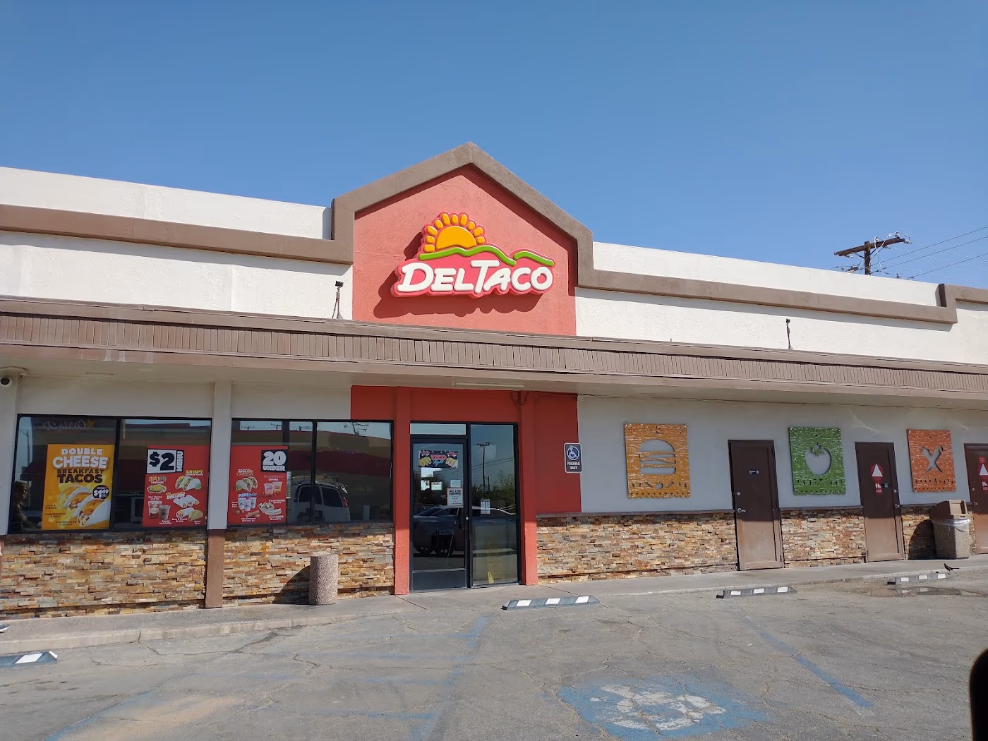 Del Taco photo 2