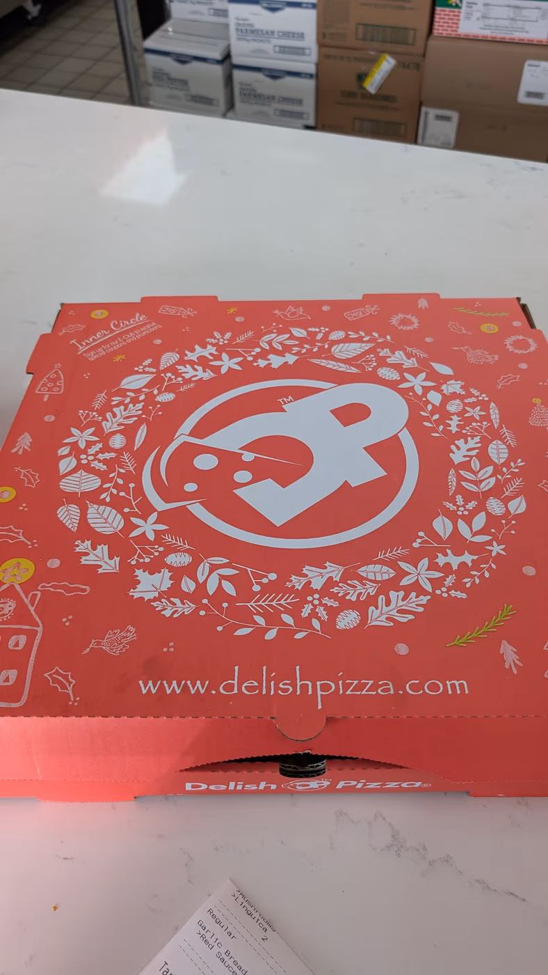 Delish Pizza photo 2