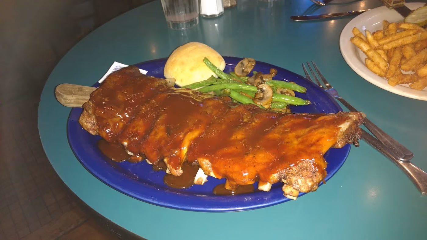 Depot Bar & Grill photo 4